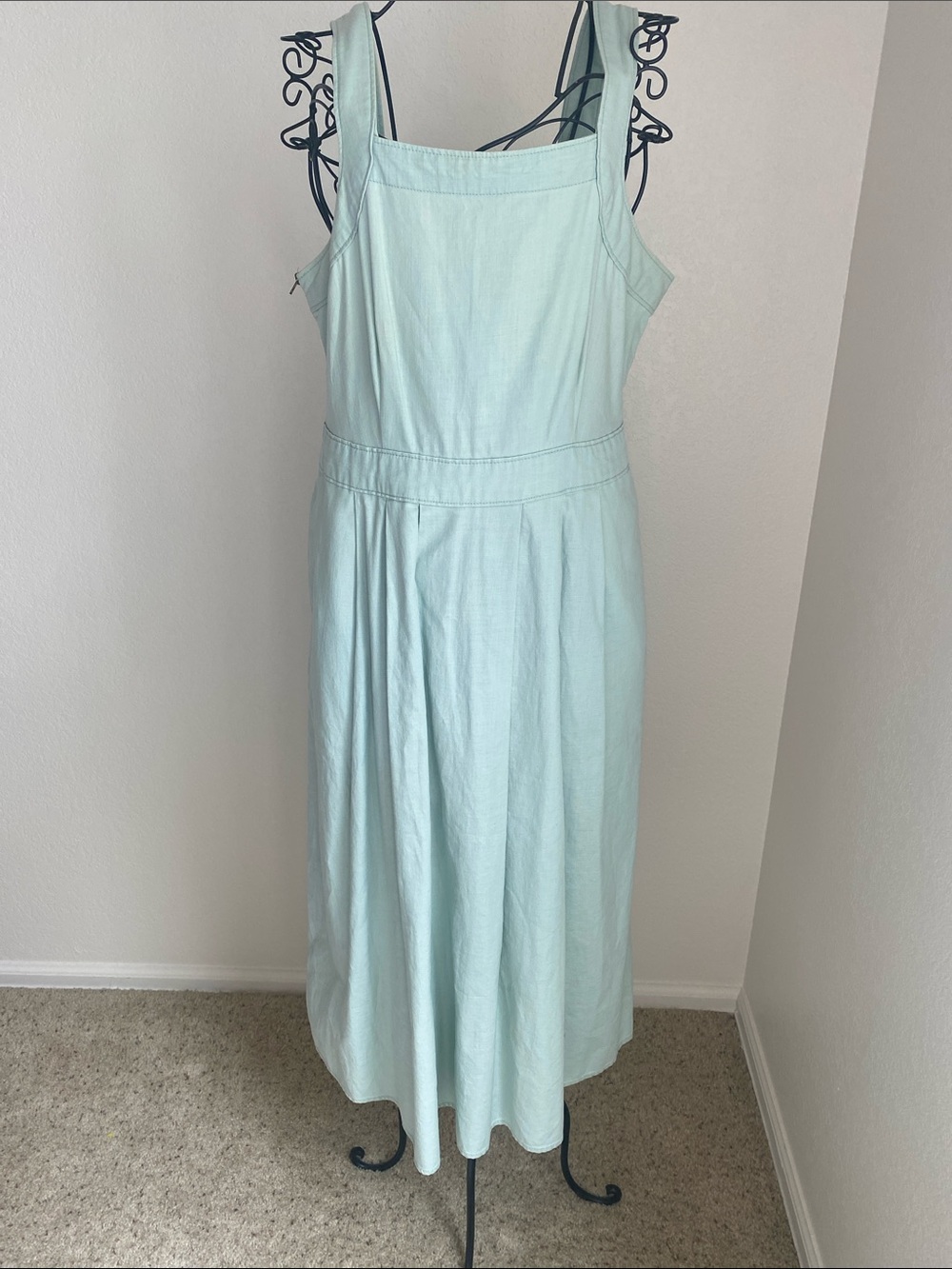 Universal Thread Mint Green Sleeveless Maxi Dress